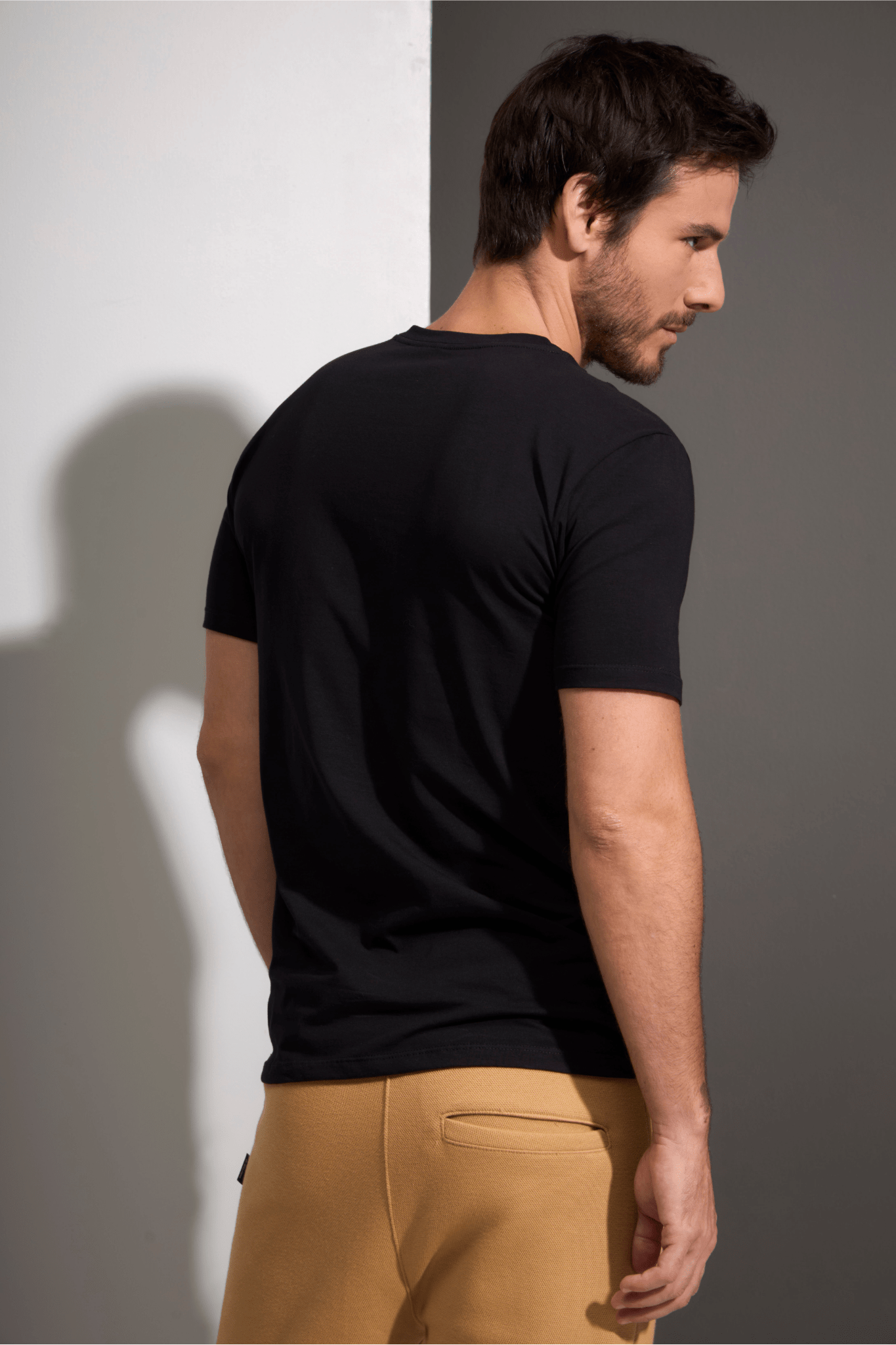 CAMISETA MANIFESTO INFINITO ALGODÃO EGÍPCIO - PRETO da Vörr Brasil | Vörr Brasil