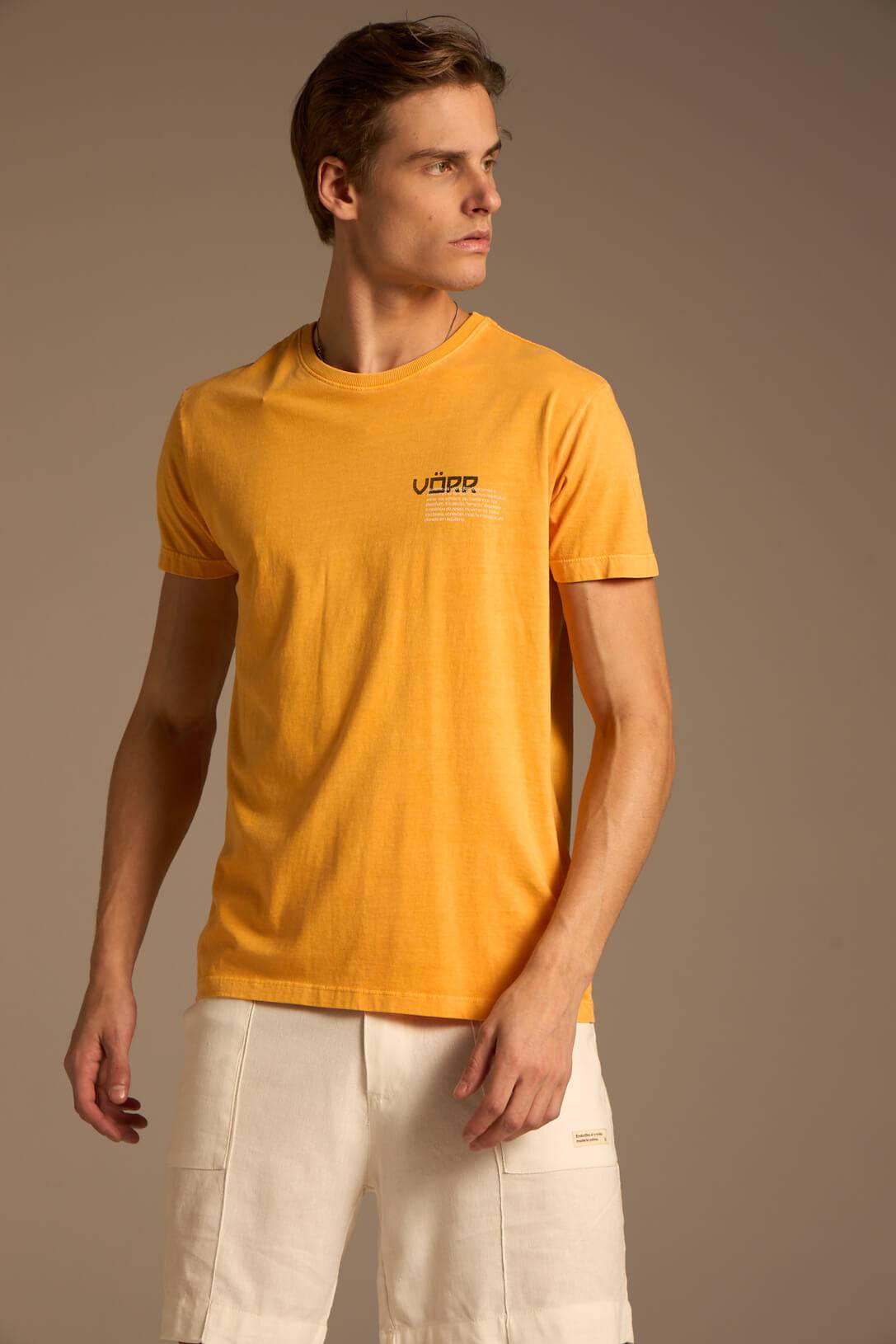 CAMISETA MANIFESTO STONE - AMARELO da Vörr Brasil | Loja Oficial Vörr Brasil