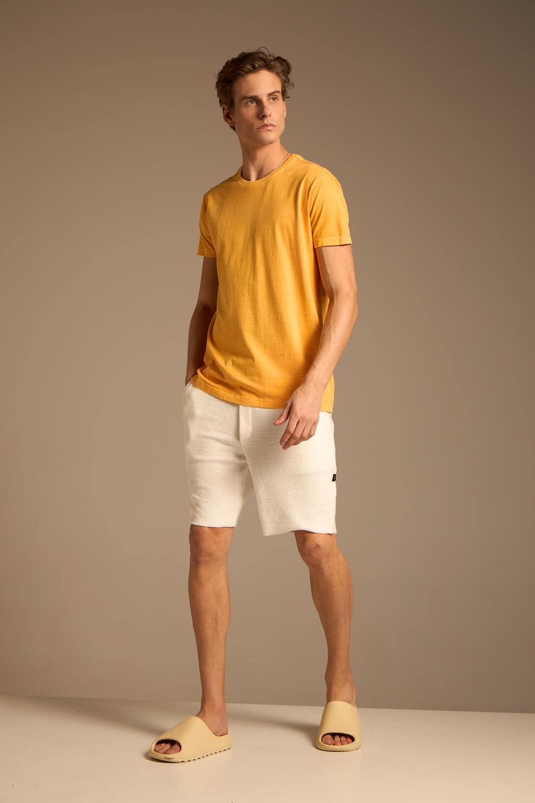 CAMISETA MARATONAR STONE - AMARELO da Vörr Brasil | Loja Oficial Vörr Brasil