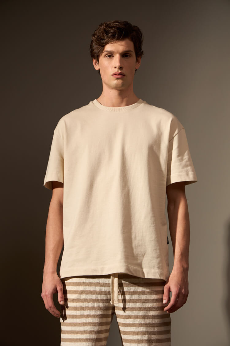 CAMISETA OVERSIZE SERRA - OFF WHITE da Vörr Brasil | Loja Oficial Vörr Brasil