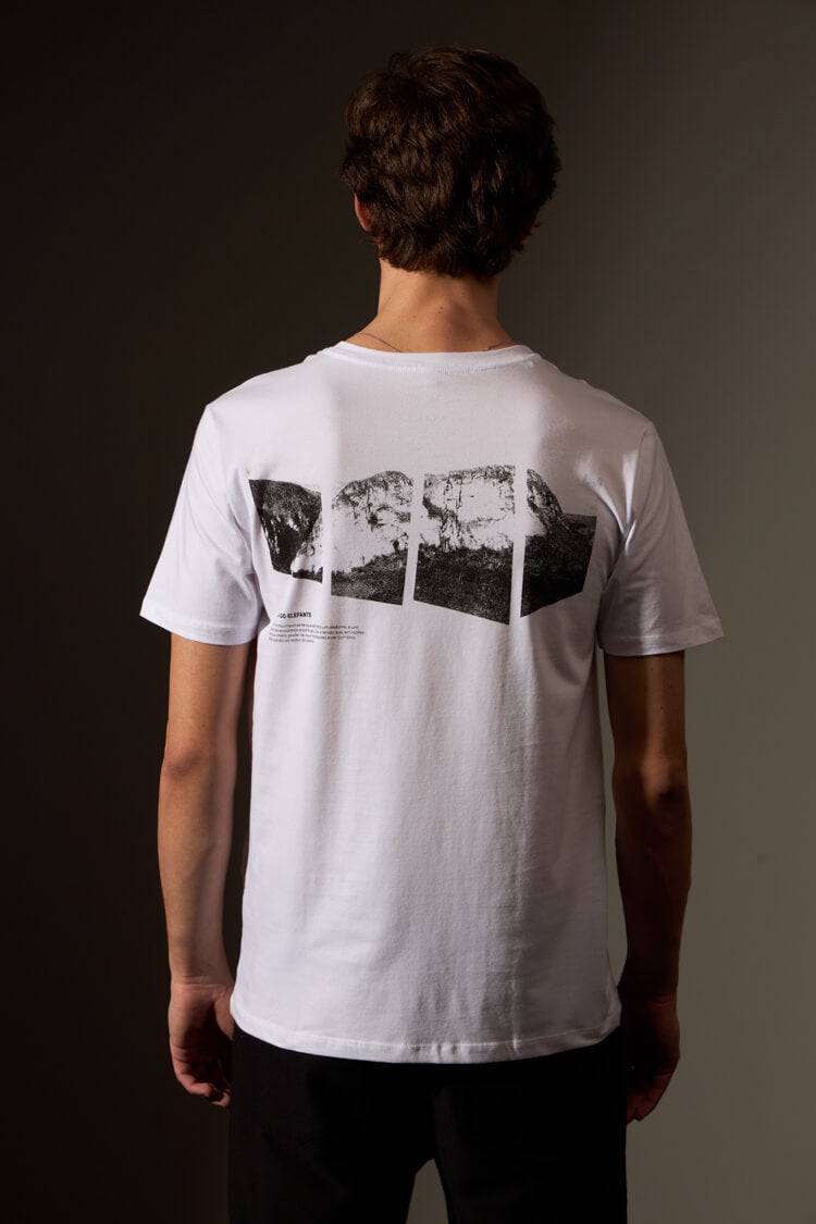 CAMISETA PEDRA DO ELEFANTE - BRANCO da Vörr Brasil | Loja Oficial Vörr Brasil