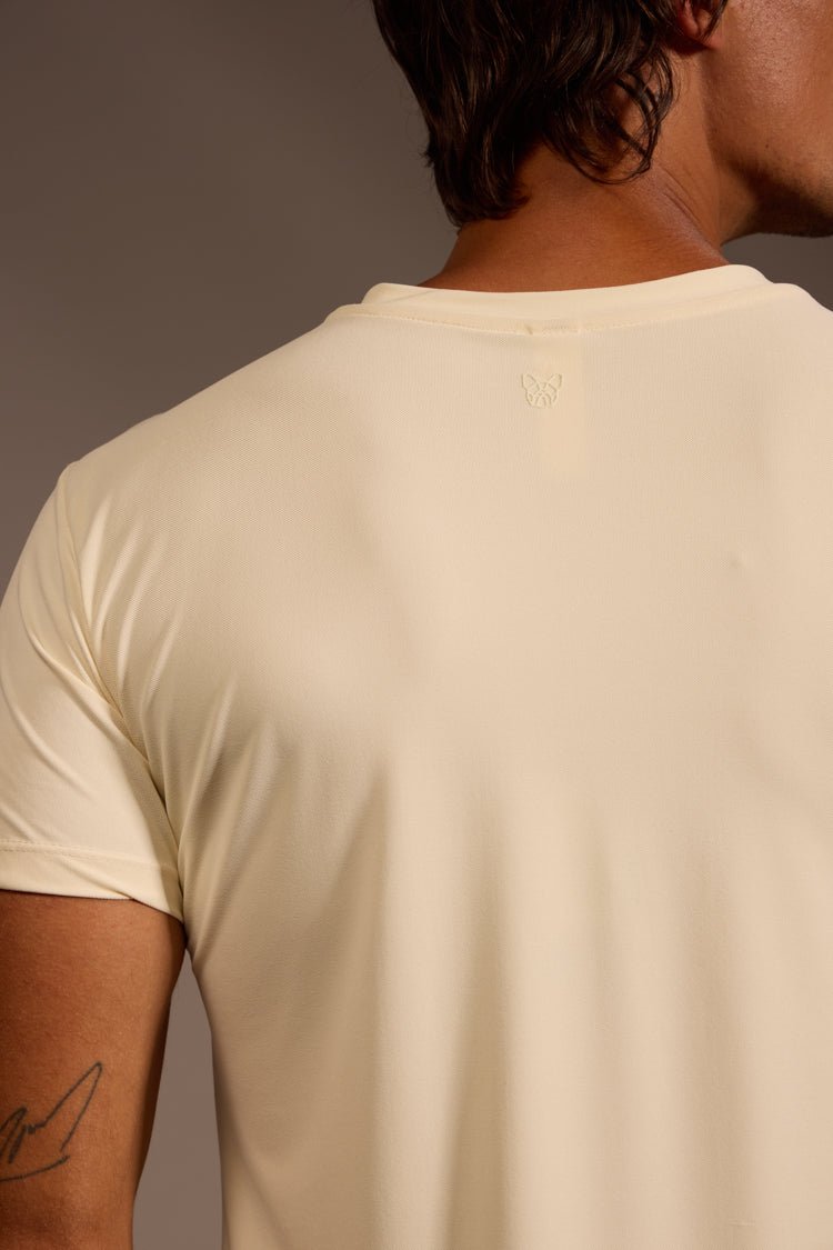 CAMISETA PERFORMANCE TECH MALHA POLIAMIDA - OFF WHITE da Vörr Brasil | Vörr Brasil