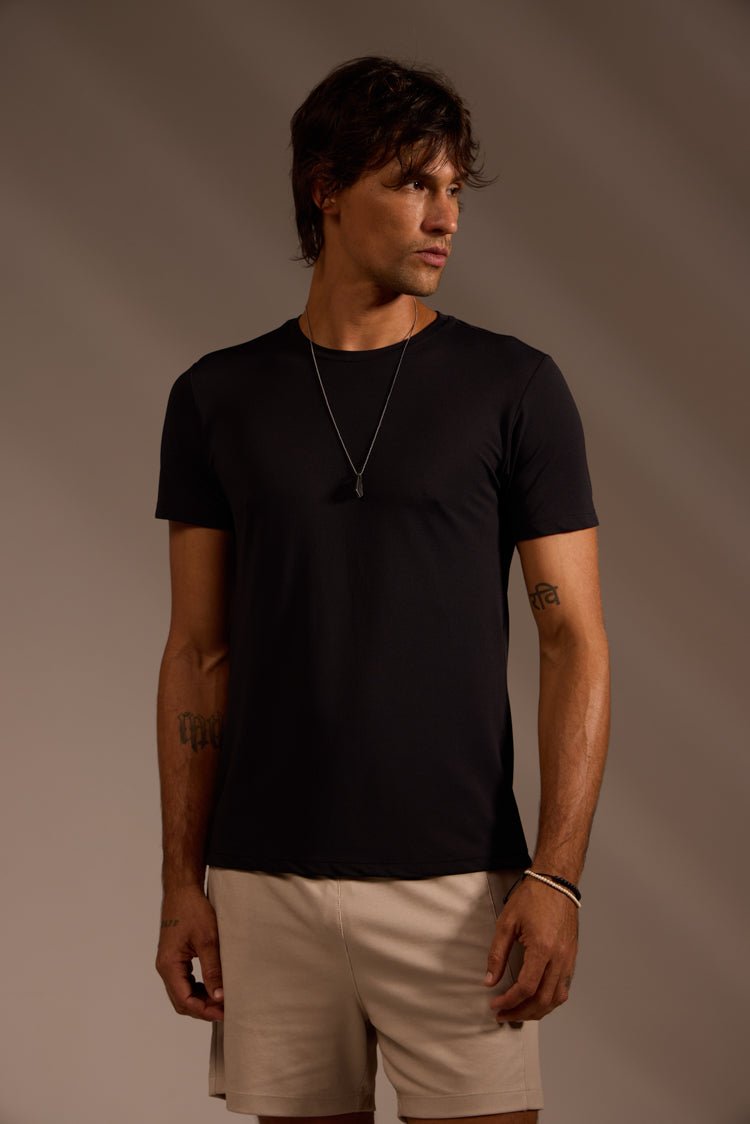 CAMISETA PERFORMANCE TECH POLIAMIDA - PRETO da Vörr Brasil | Vörr Brasil