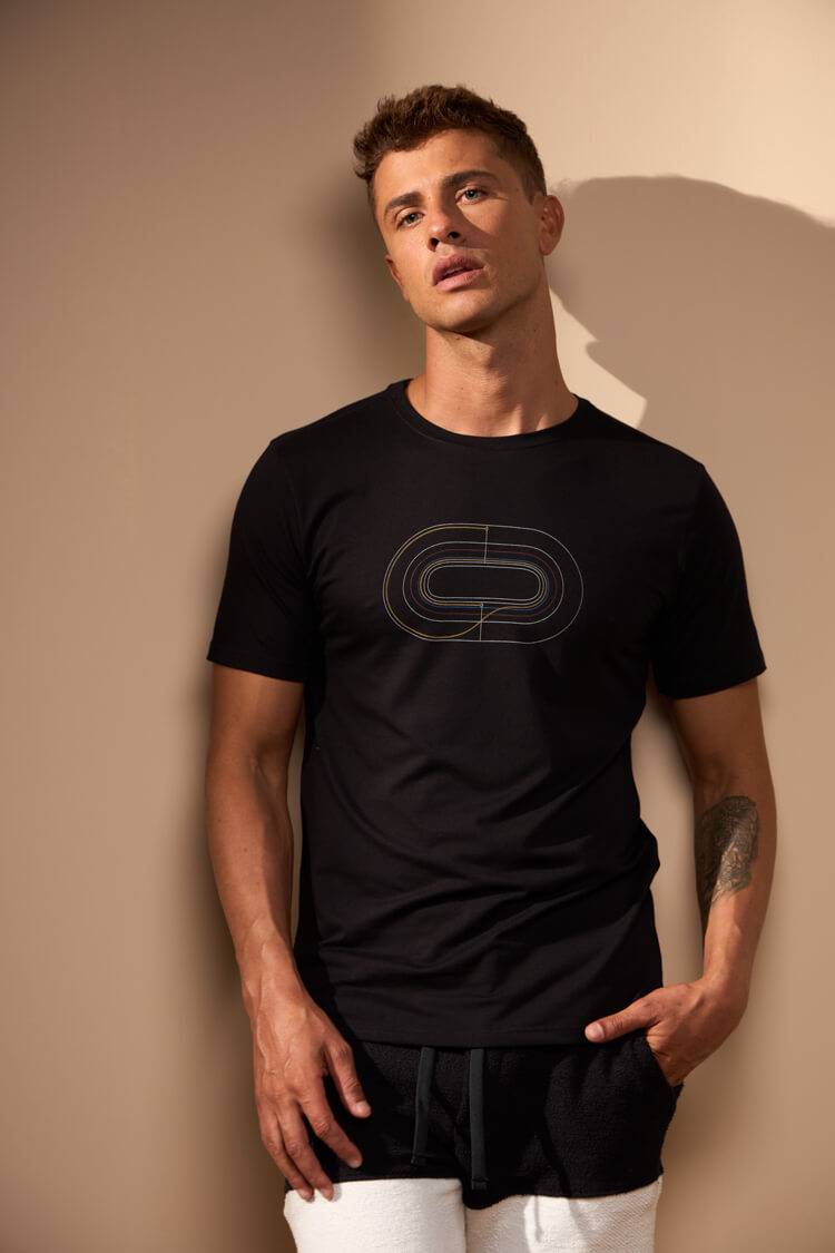 CAMISETA PISTA - PRETO da Vörr Brasil | Loja Oficial Vörr Brasil