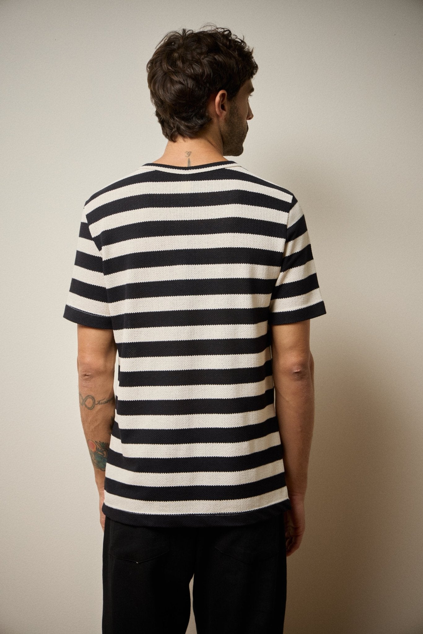CAMISETA SOLARIS ALGODÃO - BRANCO E PRETO da Vörr Brasil | Vörr Brasil