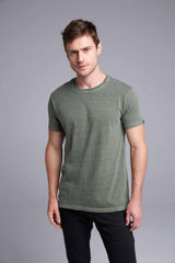 CAMISETA SOMOS VÖRR - VERDE MILITAR da Vörr Brasil | Vörr Brasil