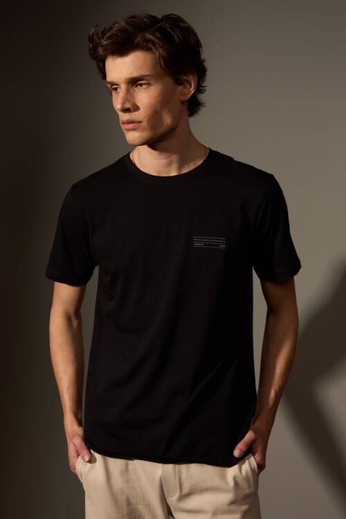 CAMISETA STAND UP CIPÓ - PRETO da Vörr Brasil | Loja Oficial Vörr Brasil