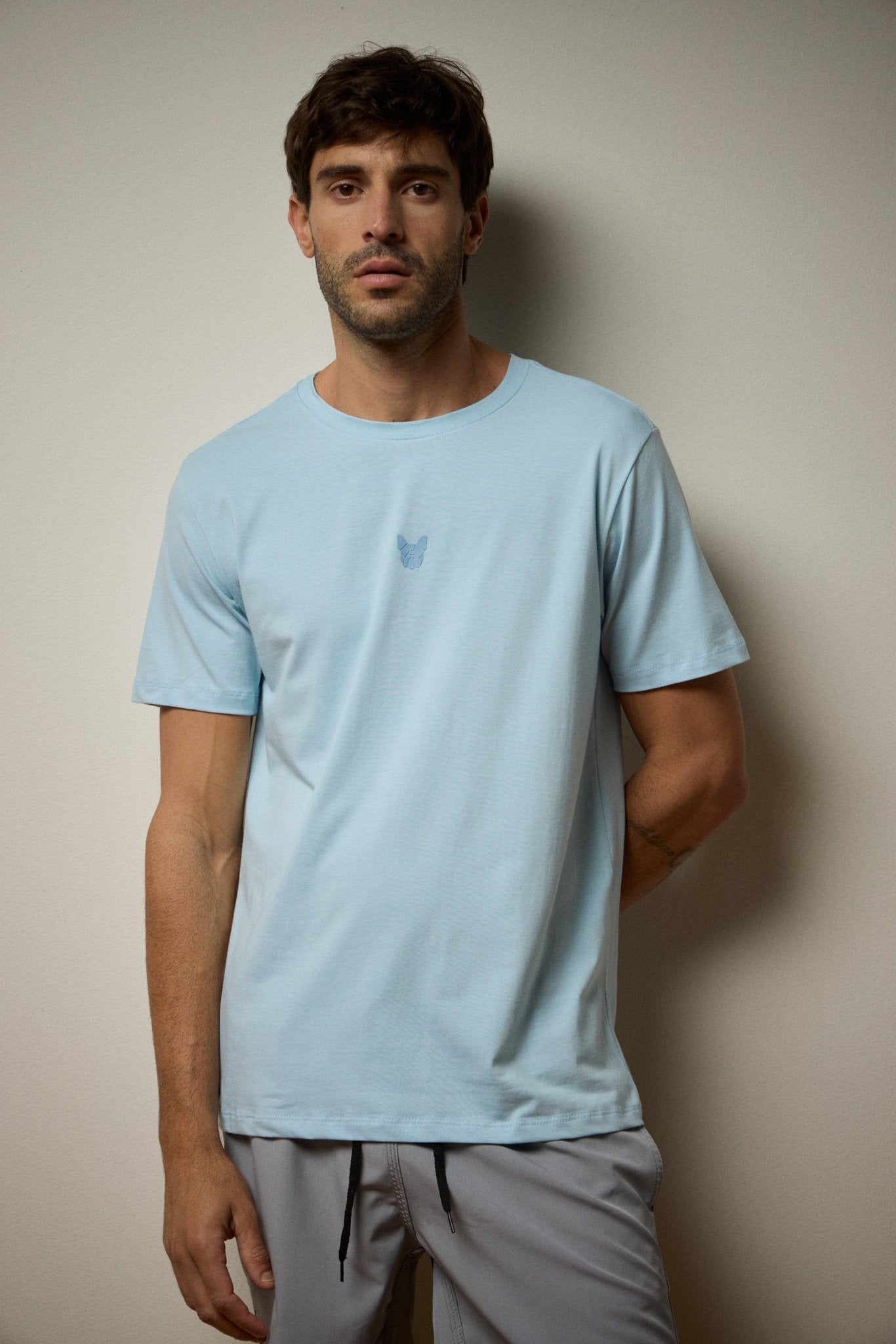 CAMISETA VÖRR BULL ALGODÃO EGÍPCIO - AZUL CLARO da Vörr Brasil | Vörr Brasil