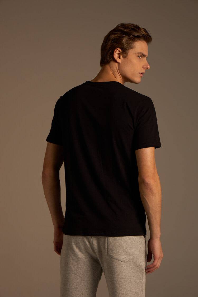 CAMISETA VÖRR BULL - PRETO da Vörr Brasil | Loja Oficial Vörr Brasil