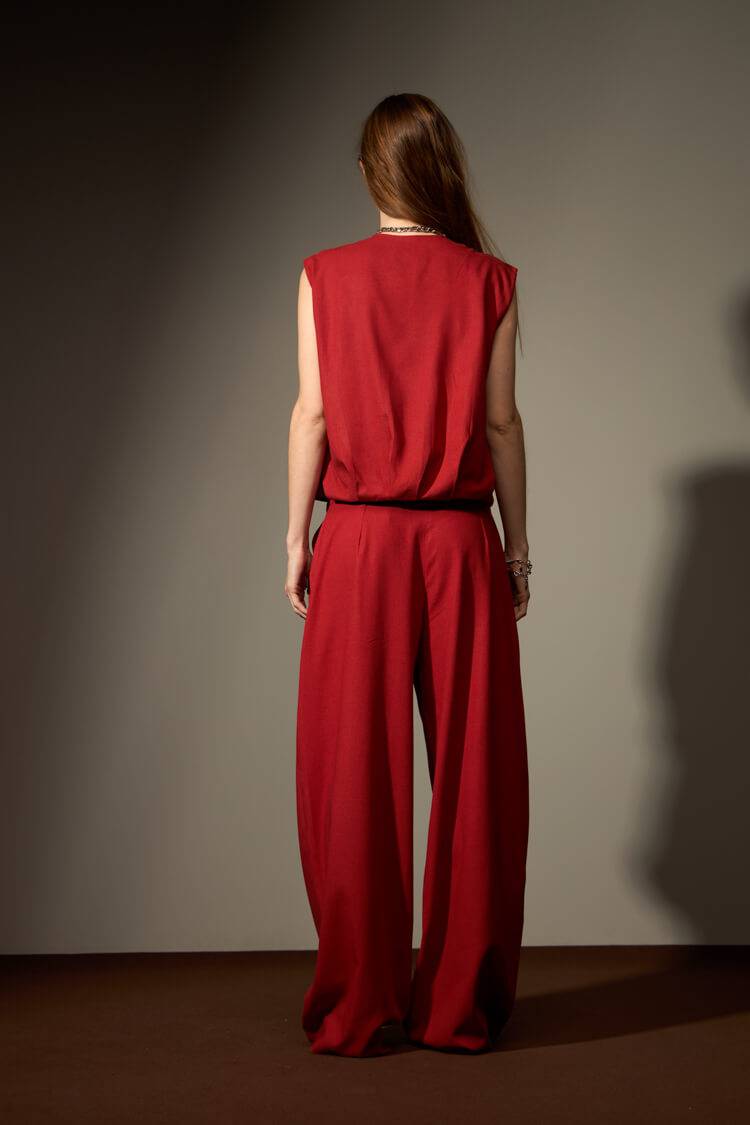 COLETE CARDEAL - VERMELHO da Vörr Brasil | Loja Oficial Vörr Brasil