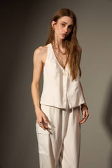 COLETE CERRADO - OFF WHITE da Vörr Brasil | Loja Oficial Vörr Brasil