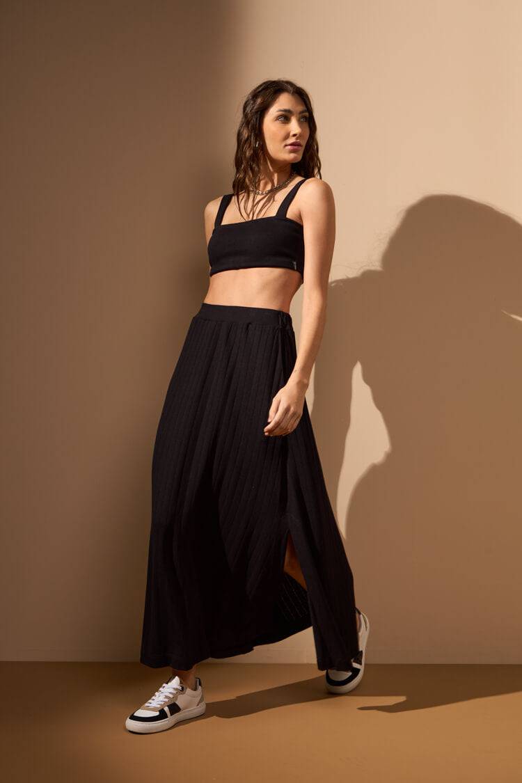 CROPPED MARESIA - PRETO da Vörr Brasil | Loja Oficial Vörr Brasil