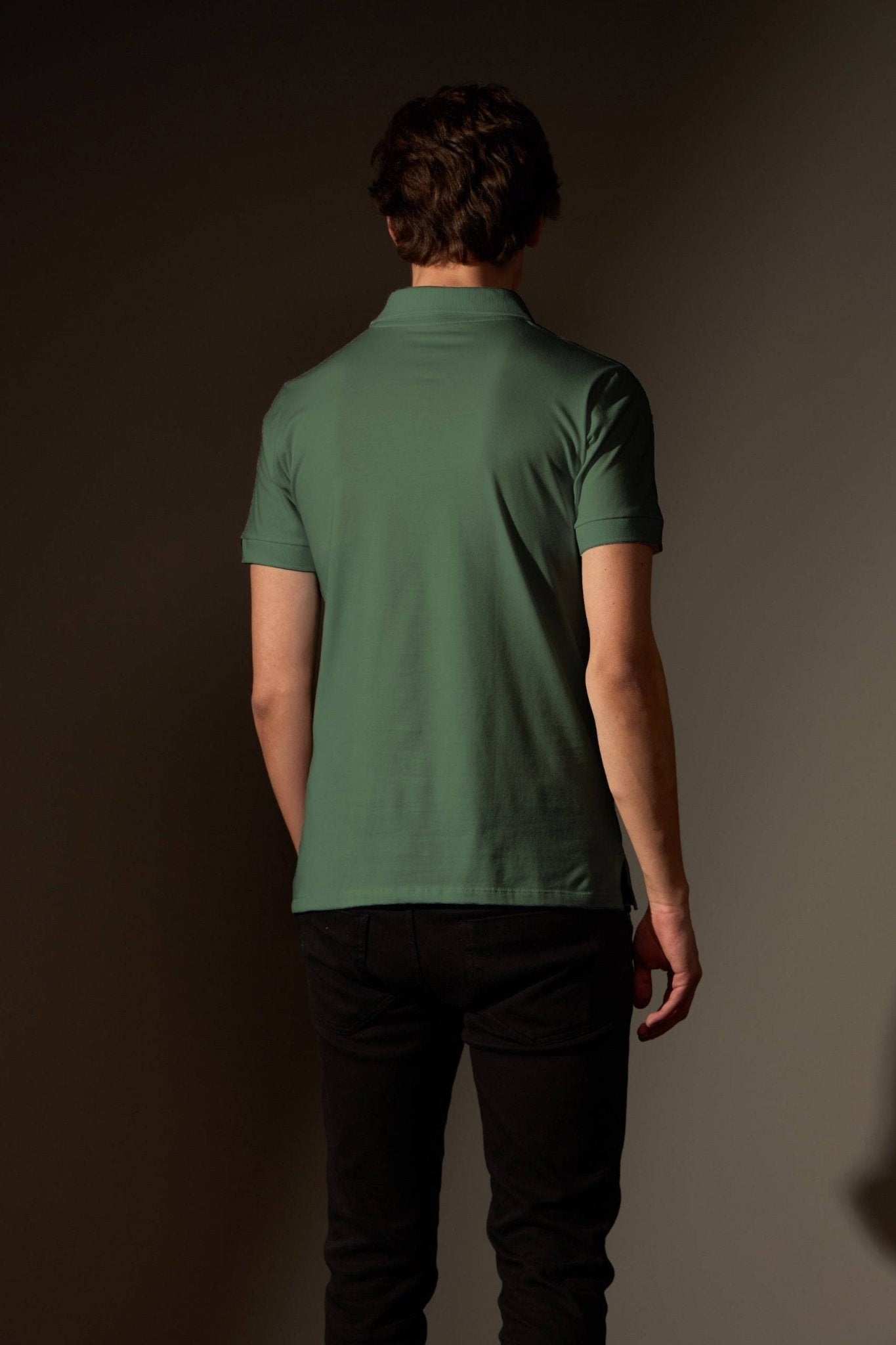 POLO ALGODÃO MALHA PIMA - VERDE OLIVA da Vörr Brasil | Vörr Brasil