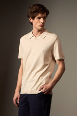 POLO TRICÔ LEME - AREIA da Vörr Brasil | Loja Oficial Vörr Brasil