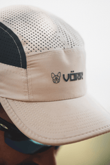 PRÉ - VENDA BONÉ PACE - AREIA E PRETO da Vörr Brasil | Vörr Brasil