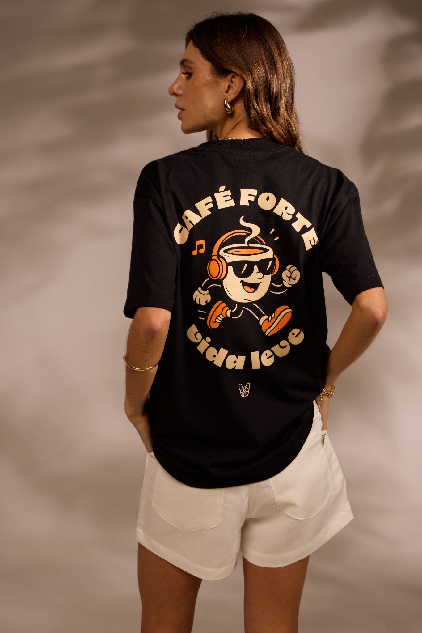 [PRÉ - VENDA] CAMISETA OVER UNISSSEX 100% ALGODÃO CAFÉ FORTE - PRETO da Vörr Brasil | Loja Oficial Vörr Brasil