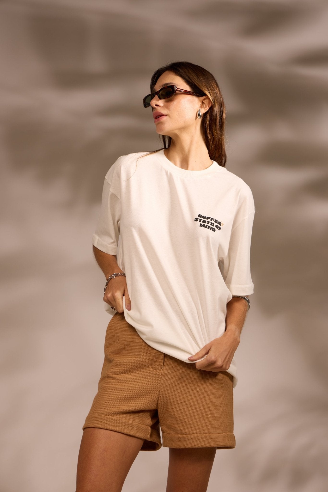 [PRÉ - VENDA] CAMISETA OVER UNISSSEX 100% ALGODÃO COFFEE STATE 01 - OFF WHITE da Vörr Brasil | Loja Oficial Vörr Brasil