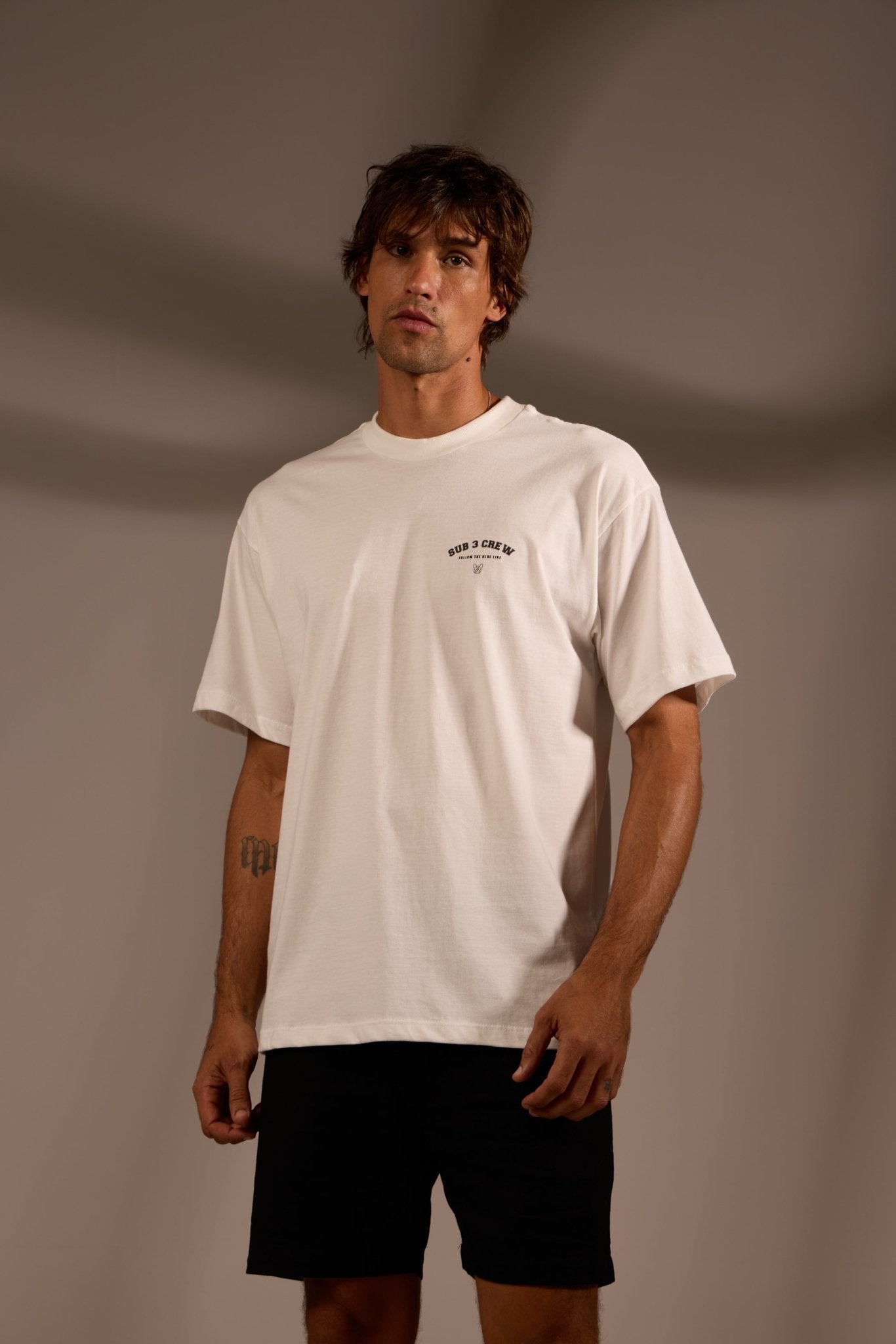 [PRÉ - VENDA] CAMISETA OVER UNISSSEX 100% ALGODÃO SUB 3 CREW - OFF WHITE da Vörr Brasil | Loja Oficial Vörr Brasil