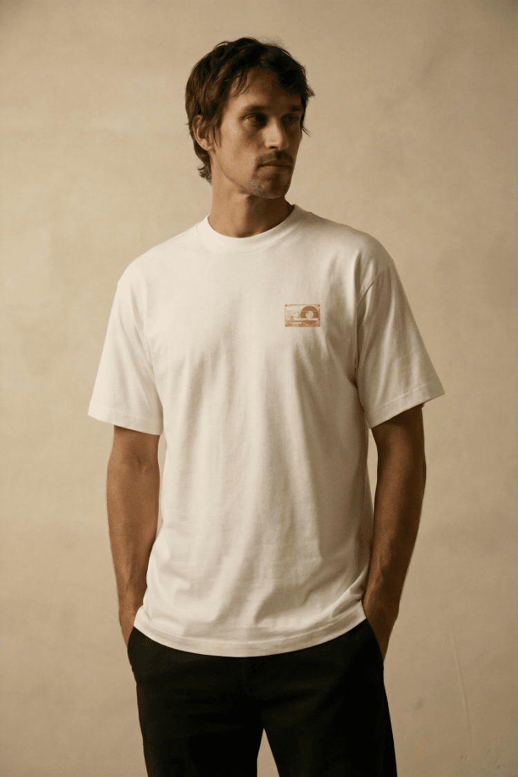 CAMISETA OVERSIZED UNISSEX RITMO 100% ALGODÃO - OFF WHITE da Vörr Brasil | Vörr Brasil