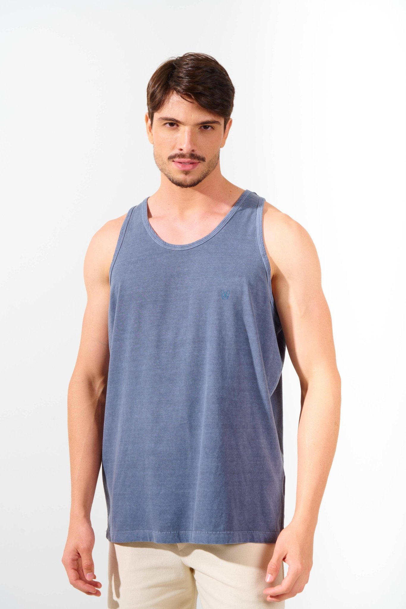 REGATA BÁSICA STONE - MARINHO da Vörr Brasil | Loja Oficial Vörr Brasil