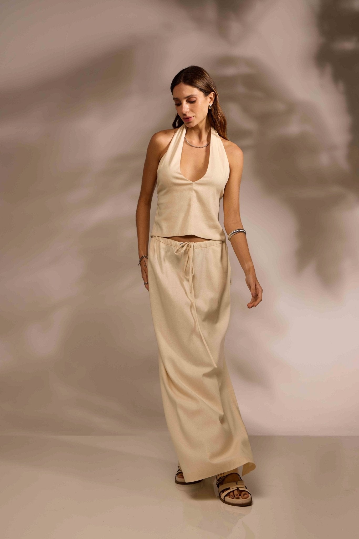 SAIA MIDI SERENO LINHO - OFF WHITE da Vörr Brasil | Vörr Brasil