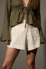 SHORT CERRADO - OFF WHITE da Vörr Brasil | Loja Oficial Vörr Brasil