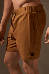 SHORT DUNAS LINHO - CAMEL da Vörr Brasil | Vörr Brasil