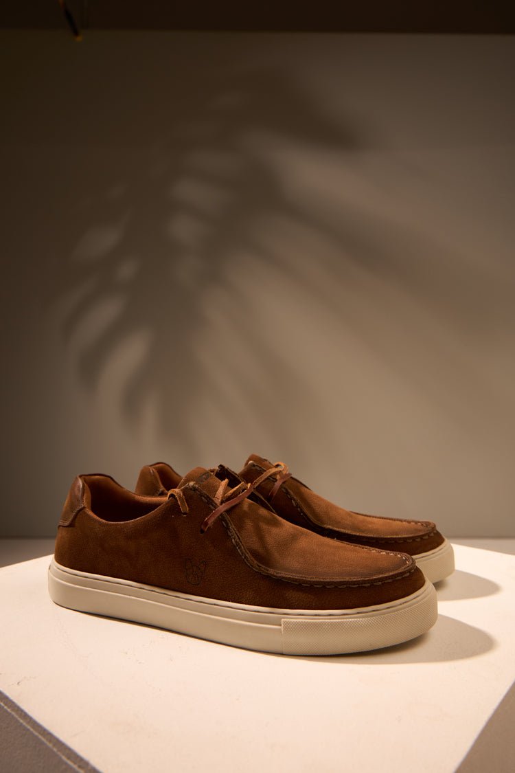 TÊNIS FLOW CAMURÇA - MARROM da Vörr Brasil | Loja Oficial Vörr Brasil