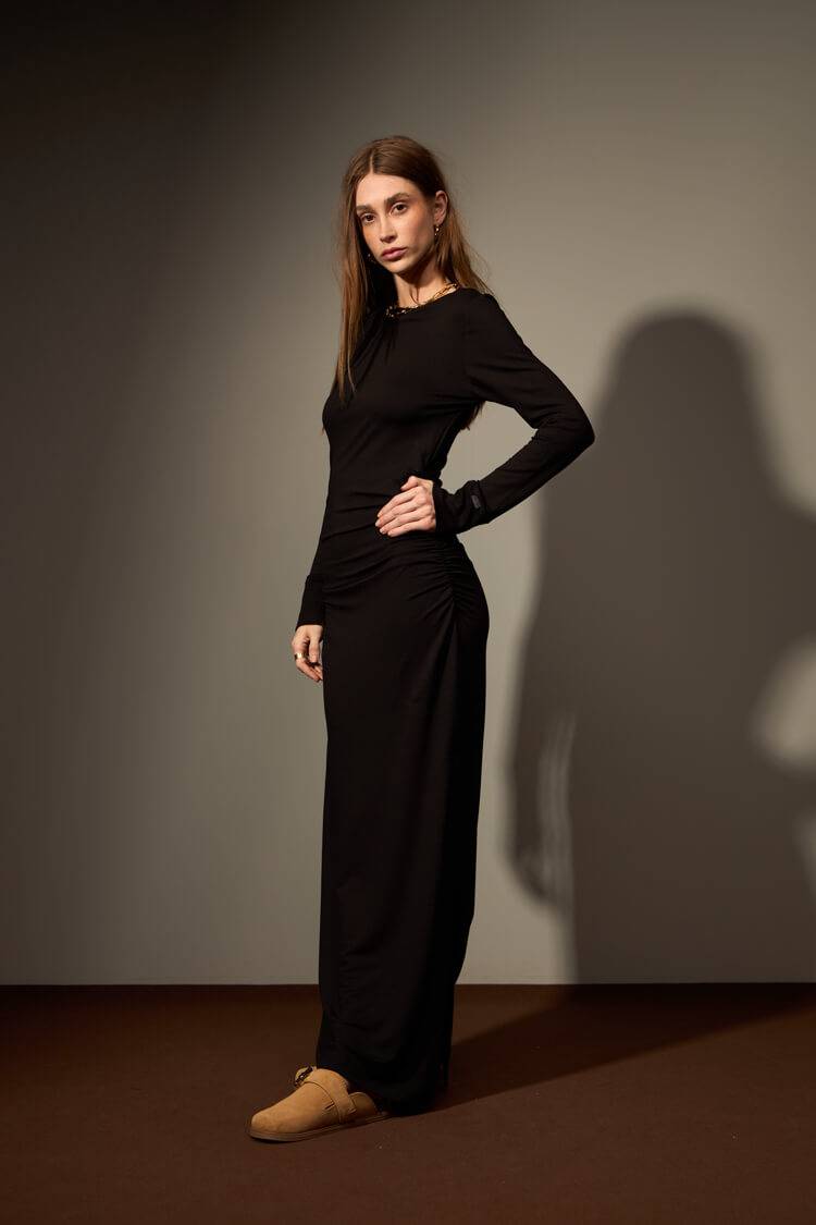 VESTIDO ANDORINHAS - PRETO da Vörr Brasil | Loja Oficial Vörr Brasil