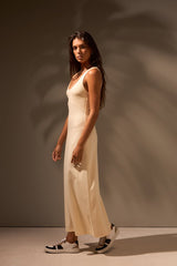 VESTIDO BRISAS ALGODÃO - OFF WHITE da Vörr Brasil | Loja Oficial Vörr Brasil