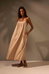 VESTIDO DUNAS - AREIA da Vörr Brasil | Loja Oficial Vörr Brasil