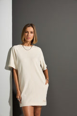 VESTIDO ESCARPAS - OFF WHITE da Vörr Brasil | Loja Oficial Vörr Brasil