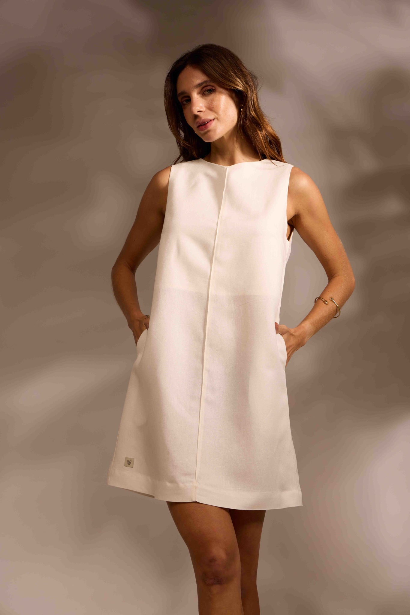 VESTIDO MARÉ LINHO - OFF WHITE da Vörr Brasil | Loja Oficial Vörr Brasil