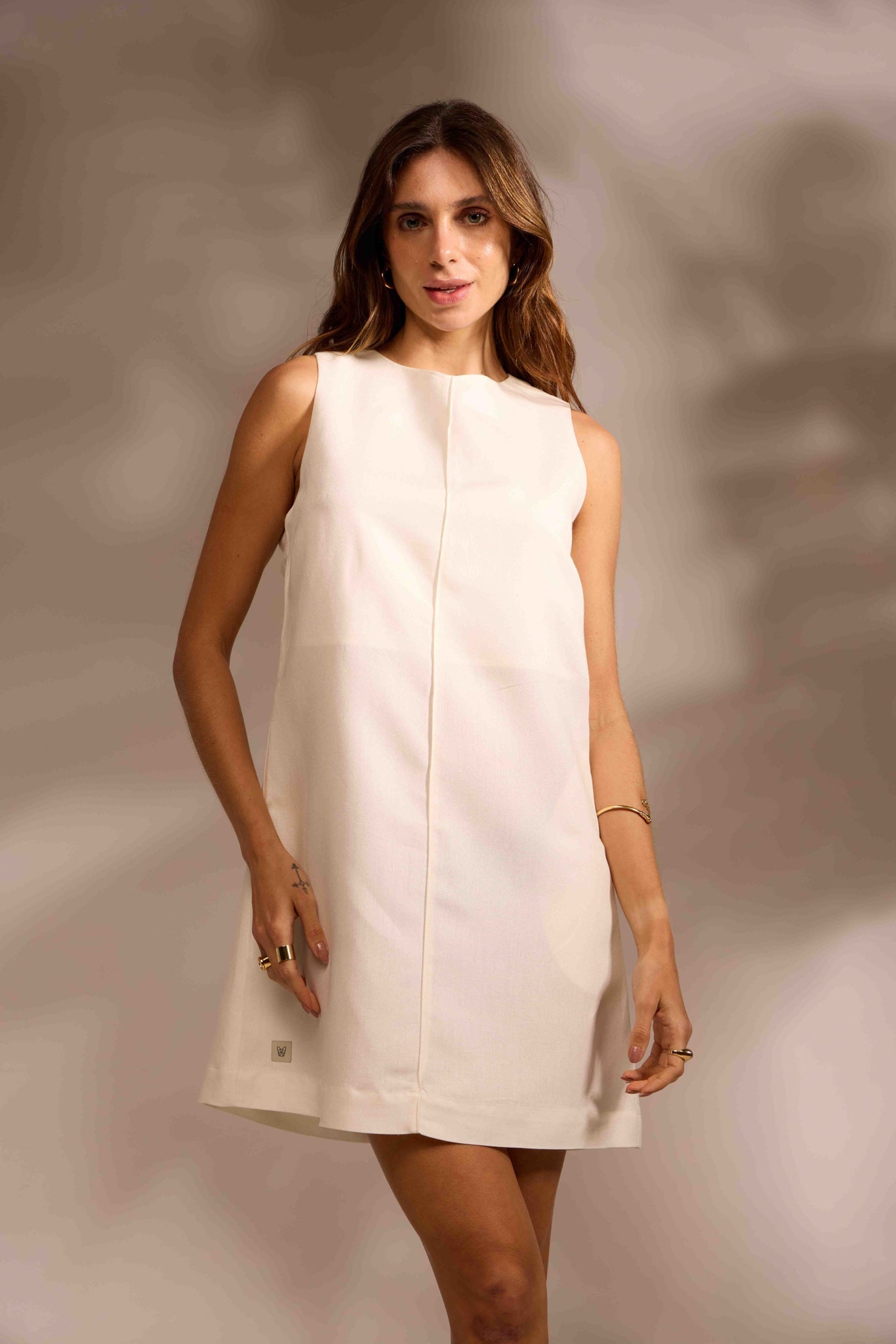 VESTIDO MARÉ LINHO - OFF WHITE da Vörr Brasil | Loja Oficial Vörr Brasil