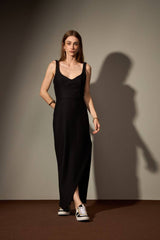 VESTIDO MIDI JARDIM - PRETO da Vörr Brasil | Loja Oficial Vörr Brasil