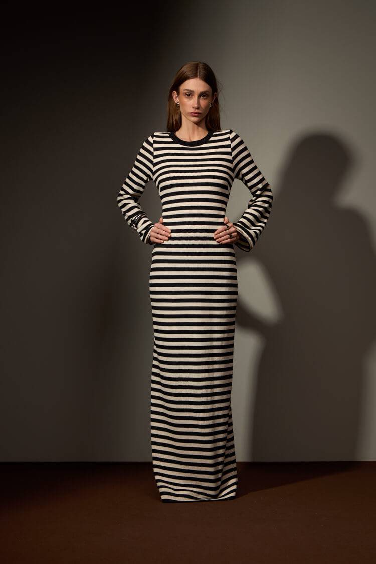 VESTIDO RAIAS - PRETO da Vörr Brasil | Loja Oficial Vörr Brasil