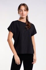 BLUSA DETALHE NA MANGA - PRETO